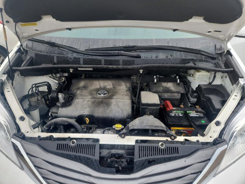 Продажа на аукционе авто 2014 Toyota Sienna, vin: 5TDYK3DC7ES476396, номер лота: 68253786