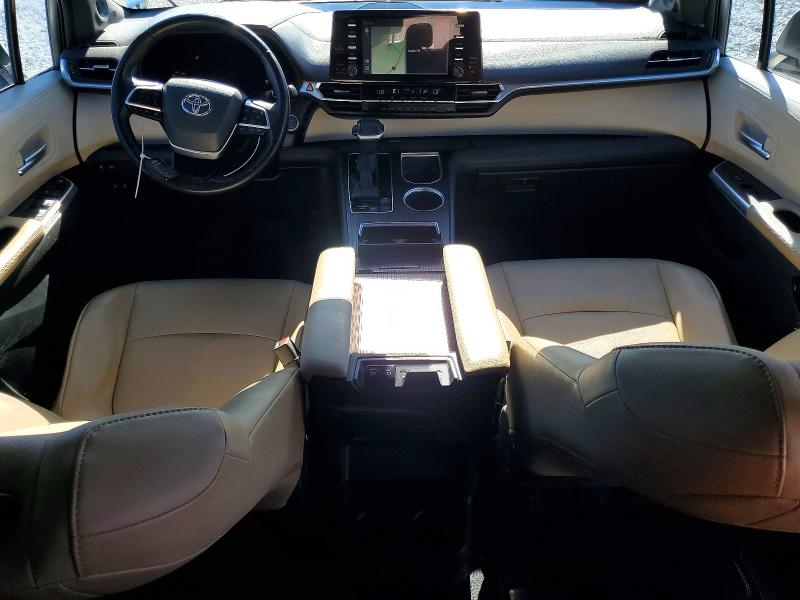 67636196 :رقم المزاد ، 5TDJRKEC7MS053564 vin ، 2021 Toyota Sienna مزاد بيع