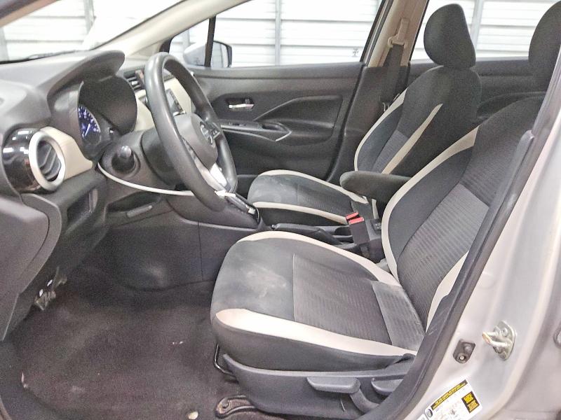 66547736 :رقم المزاد ، 3N1CN8EV8LL864869 vin ، 2020 Nissan Versa مزاد بيع