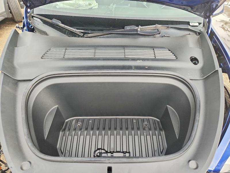 68063716 :رقم المزاد ، 7SAYGDEF0NF345494 vin ، 2022 Tesla Model Y مزاد بيع