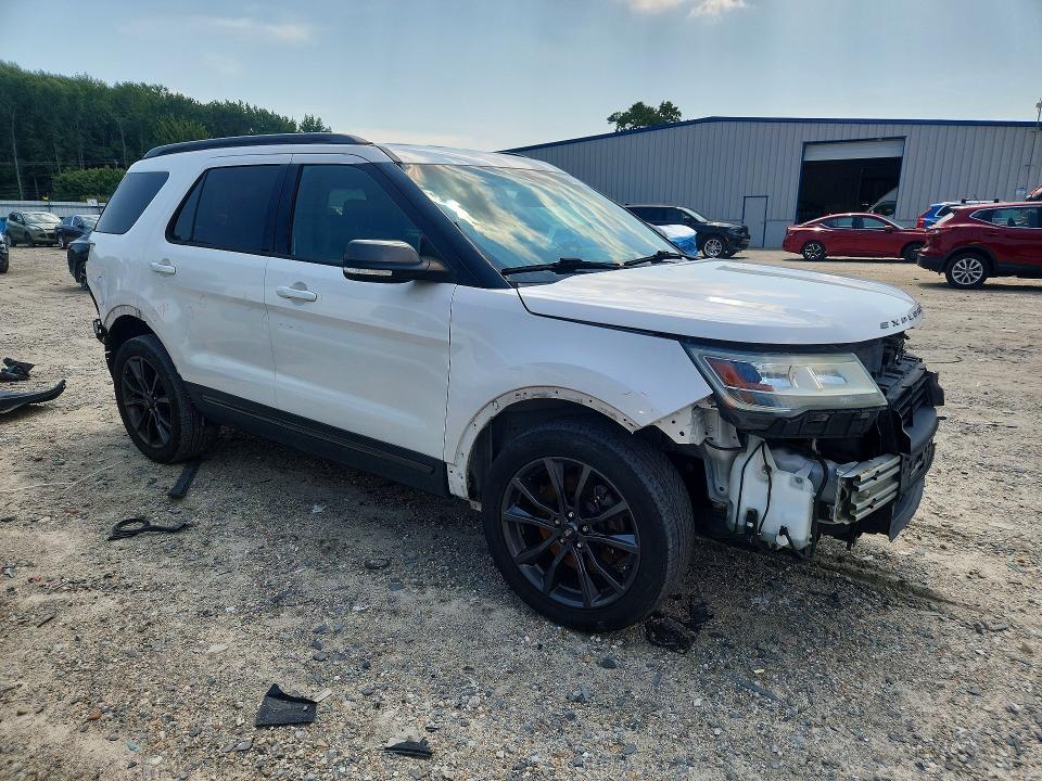 66962406 :رقم المزاد ، 1FM5K8D89HGB68250 vin ، 2017 Ford Explorer مزاد بيع