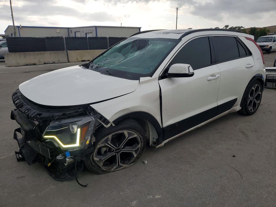 2023 Kia Niro მანქანა იყიდება აუქციონზე, vin: KNDCR3LE3P5041683, აუქციონის ნომერი: 69729096