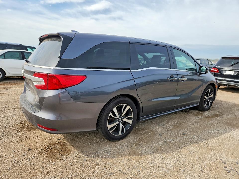 Продажа на аукционе авто 2018 Honda Odyssey, vin: 5FNRL6H97JB057707, номер лота: 68666176