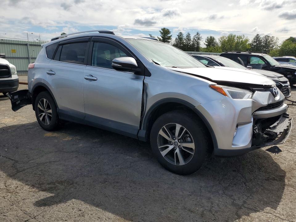 Продаж на аукціоні авто 2016 Toyota Rav4, vin: 2T3RFREV6GW423847, номер лоту: 69933926