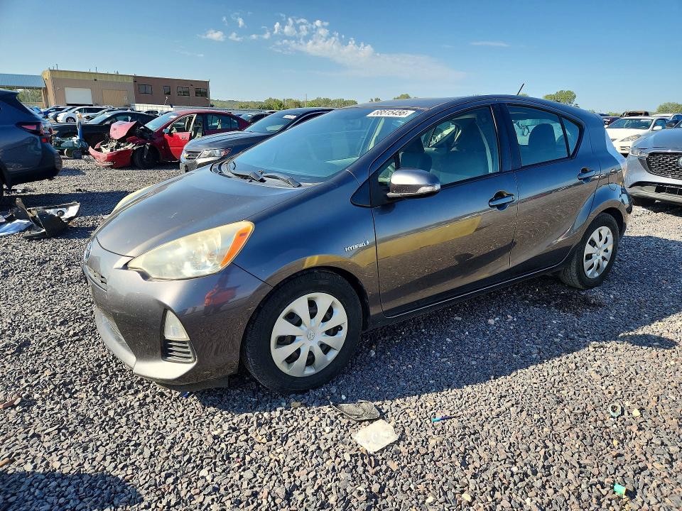 2013 Toyota Prius C მანქანა იყიდება აუქციონზე, vin: JTDKDTB36D1552155, აუქციონის ნომერი: 68515456