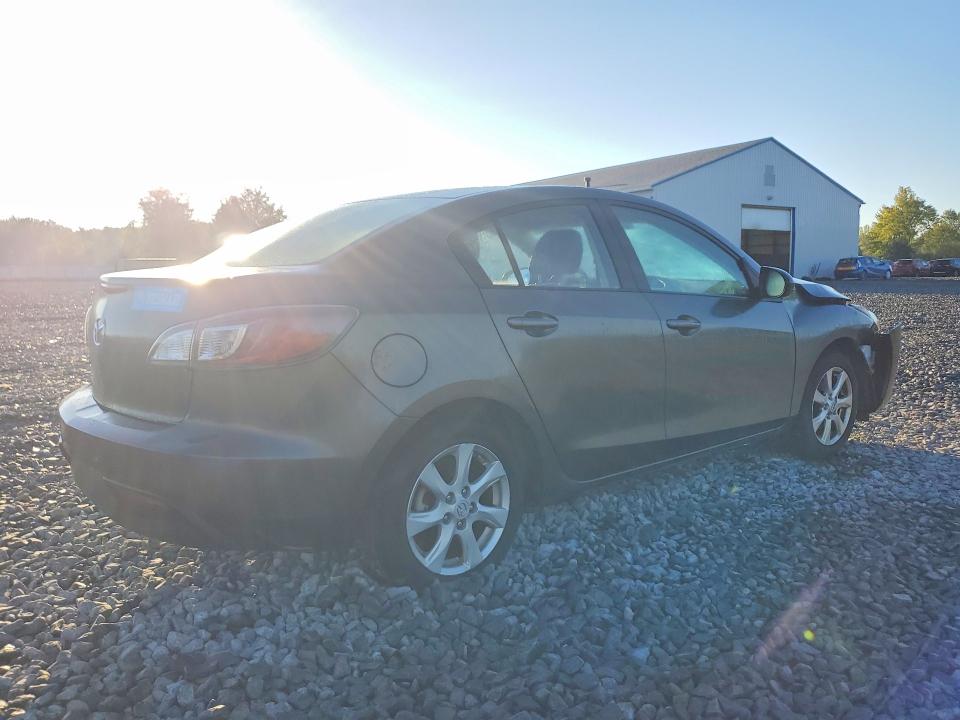 Продаж на аукціоні авто 2011 Mazda 3, vin: JM1BL1VG6B1428325, номер лоту: 70742486