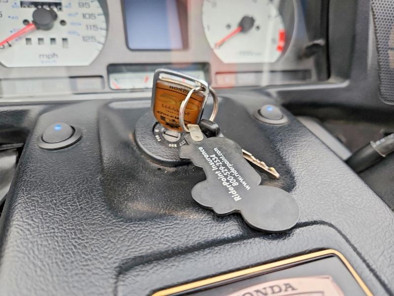 Продажа на аукционе авто 1999 Honda Gl1500, vin: 1HFSC2236XA104957, номер лота: 68975836