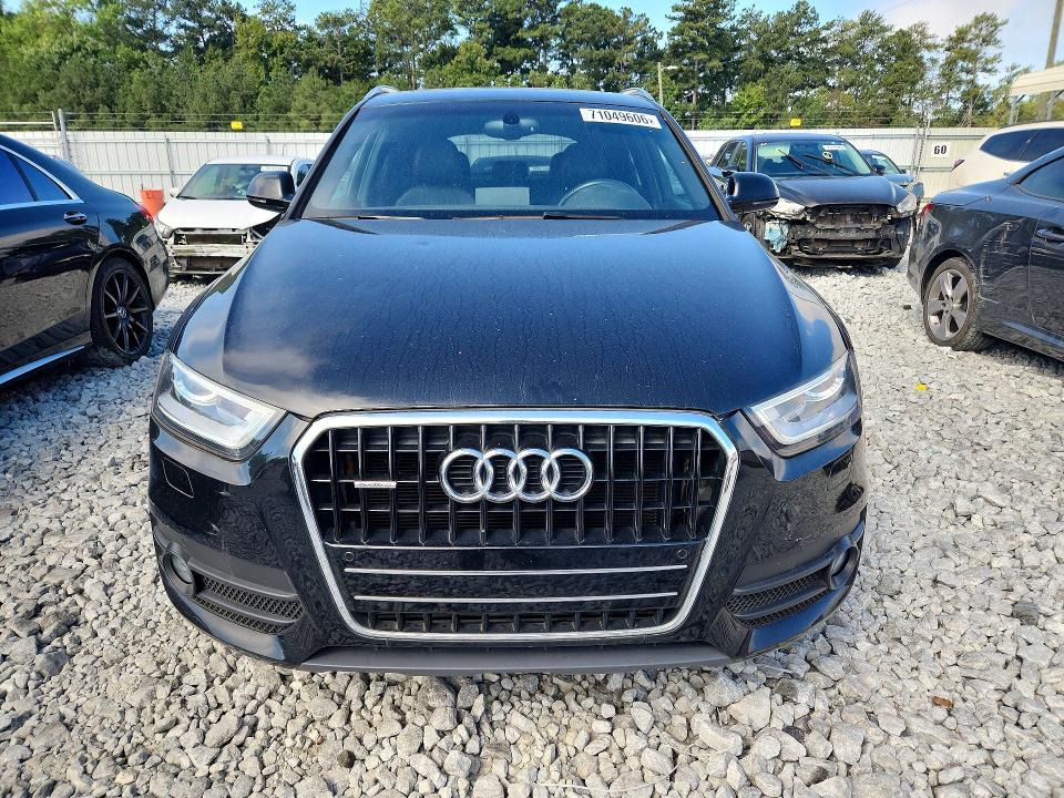 Продажа на аукционе авто 2015 Audi Q3, vin: WA1GFCFS7FR012118, номер лота: 71049606