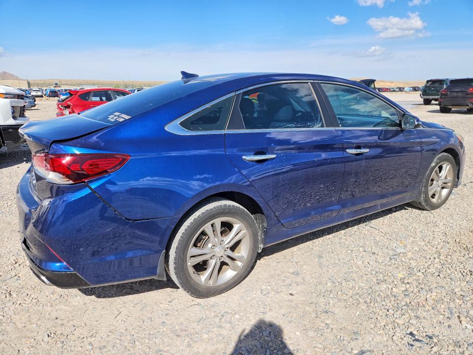 Продажа на аукционе авто 2018 Hyundai Sonata, vin: 5NPE34AF9JH647928, номер лота: 64455656