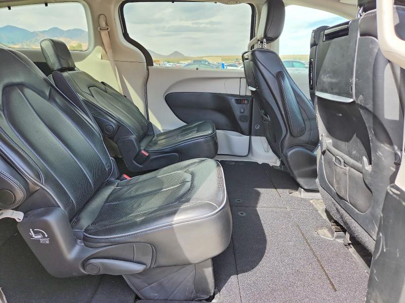67350616 :رقم المزاد ، 2C4RC1GG4KR657447 vin ، 2019 Chrysler Pacifica مزاد بيع