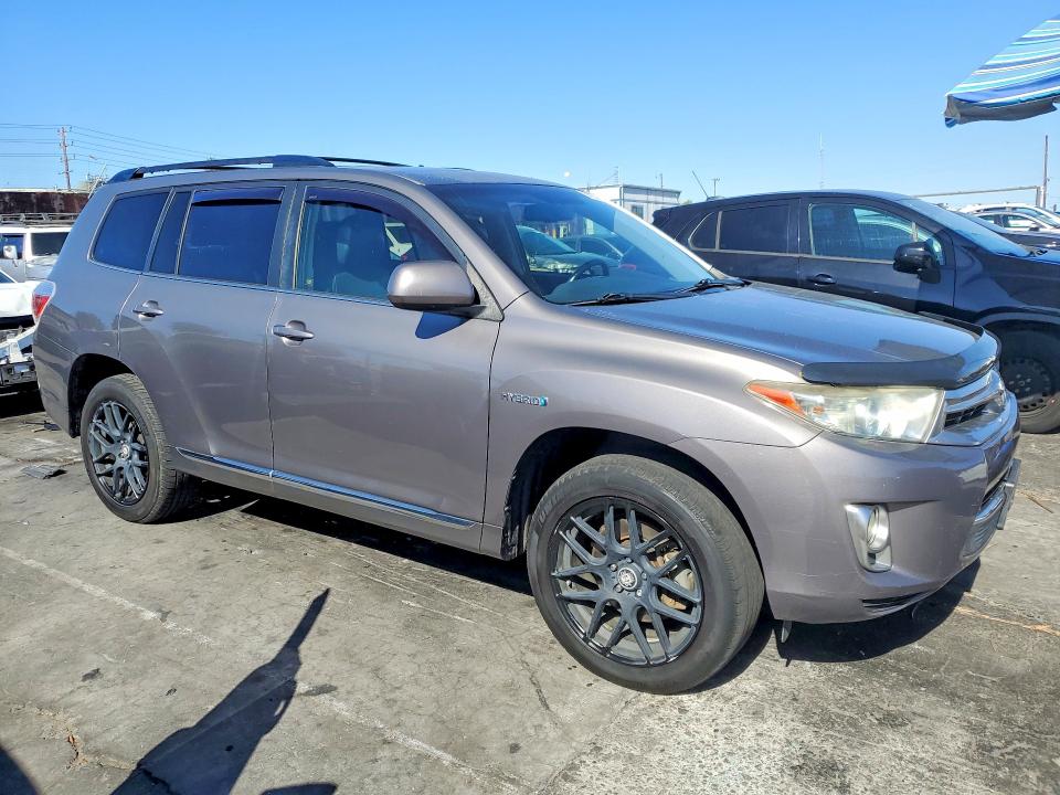 Продаж на аукціоні авто 2013 Toyota Highlander, vin: JTEBC3EH4D2017261, номер лоту: 67851826