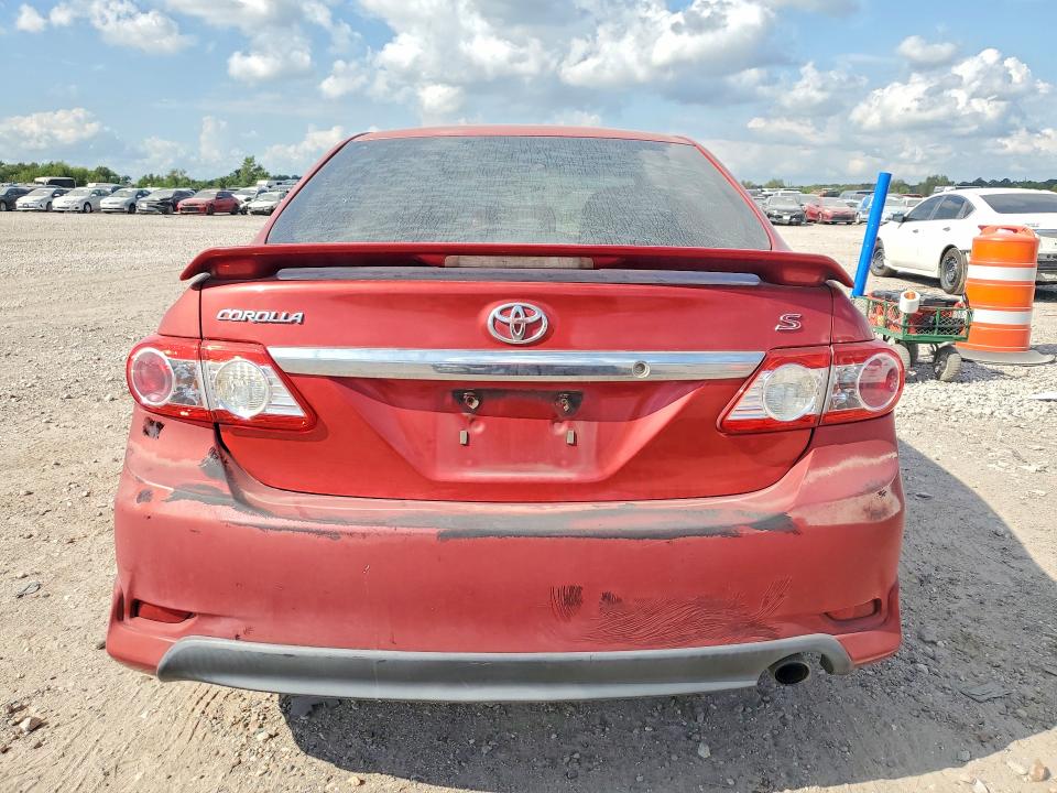 69012436 :رقم المزاد ، 5YFBU4EE0DP108655 vin ، 2013 Toyota Corolla مزاد بيع