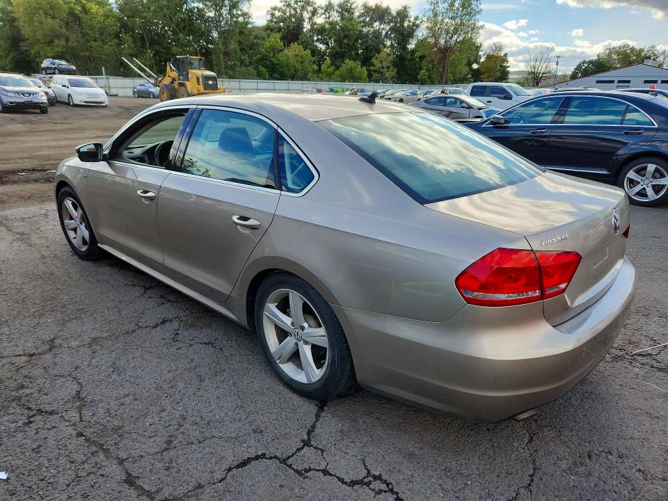 Продажа на аукционе авто 2015 Volkswagen Passat, vin: 1VWAT7A39FC109879, номер лота: 69396076