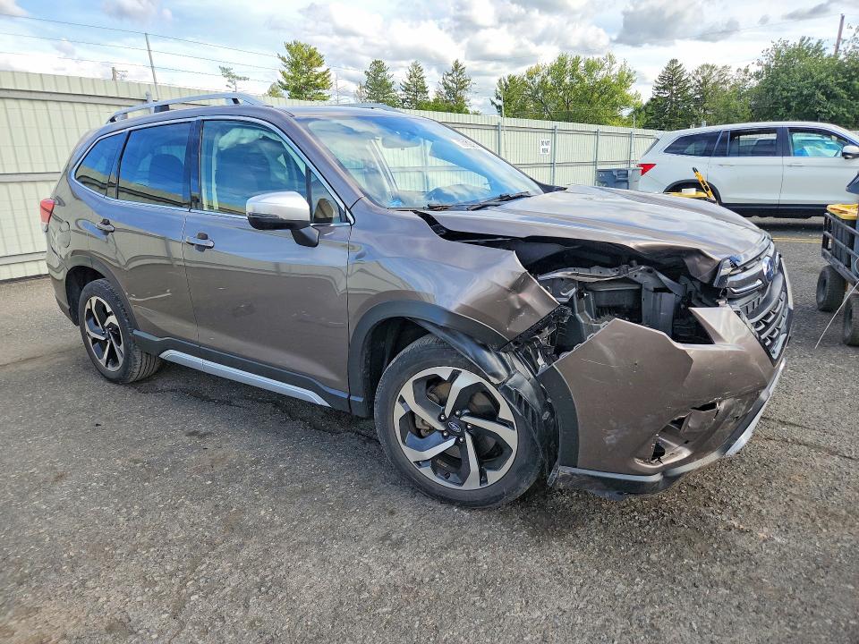 Продаж на аукціоні авто 2023 Subaru Forester, vin: JF2SKARC0PH477207, номер лоту: 70180996