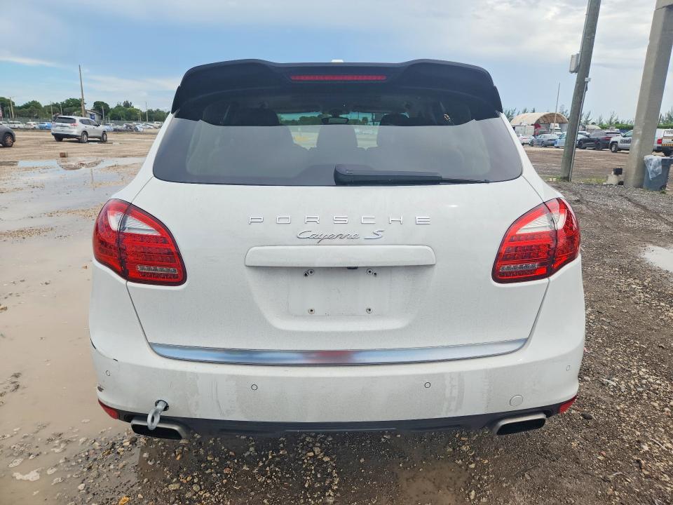 Продаж на аукціоні авто 2014 Porsche Cayenne, vin: WP1AE2A29ELA50546, номер лоту: 66598716