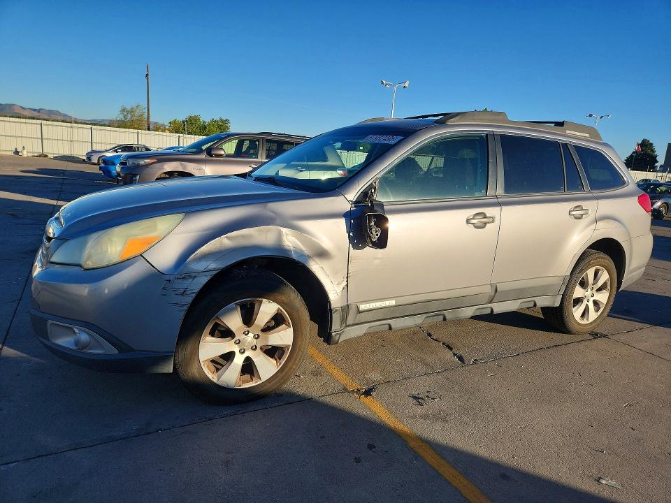 2010 Subaru Outback მანქანა იყიდება აუქციონზე, vin: 4S4BRCCC0A3354859, აუქციონის ნომერი: 67982496
