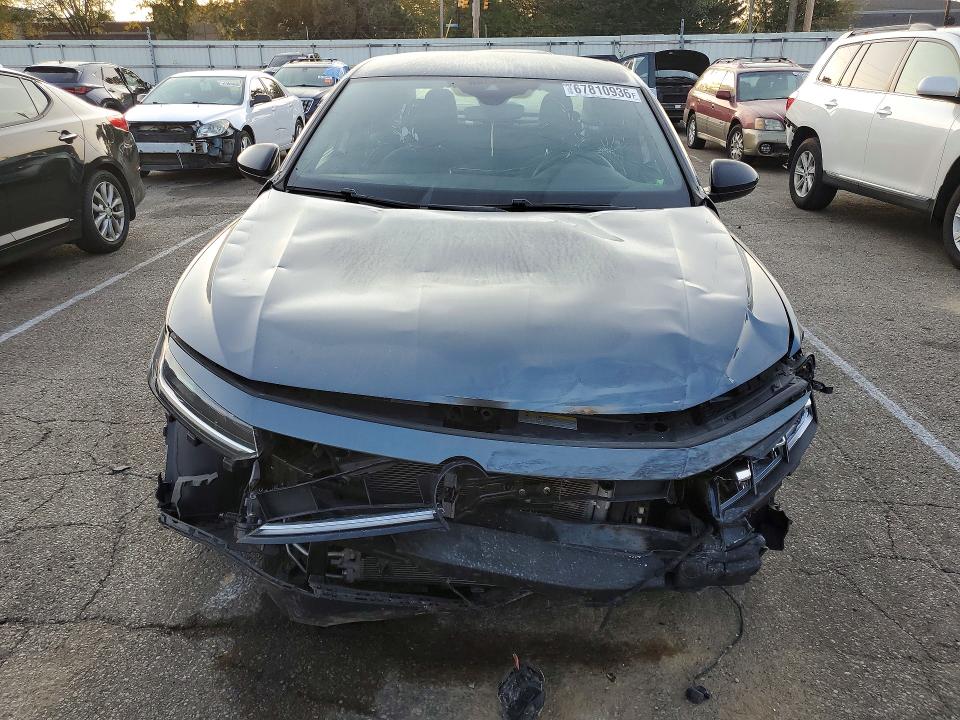 Продажа на аукционе авто 2025 Volkswagen Jetta, vin: 3VWBX7BU1SM006352, номер лота: 67810936
