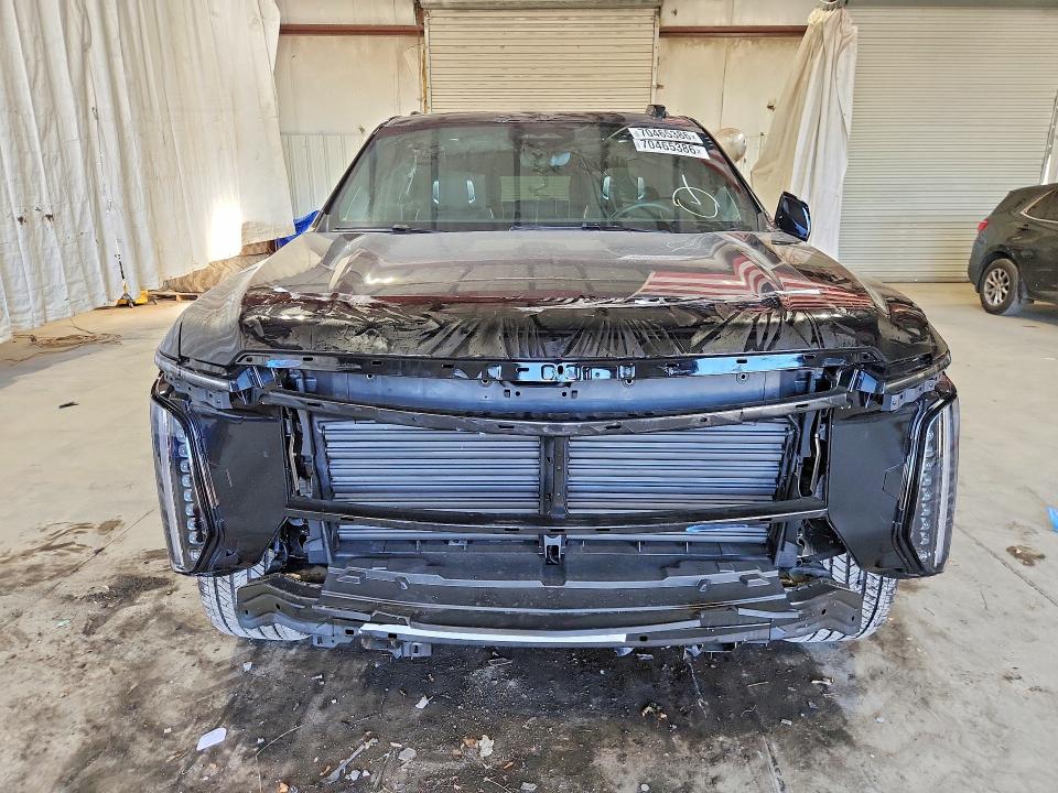 2025 Cadillac Escalade მანქანა იყიდება აუქციონზე, vin: 1GYS9RRL4SR331561, აუქციონის ნომერი: 70465386