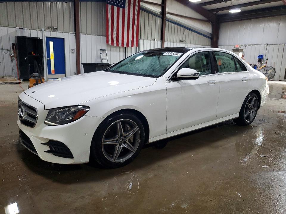 69505106 :رقم المزاد ، WDDZF4KB8JA388818 vin ، 2018 Mercedes-benz E مزاد بيع