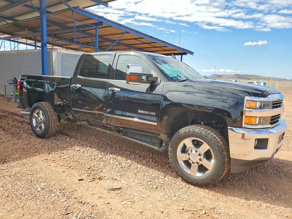 70818596 :رقم المزاد ، 1GC1KWE8XFF506151 vin ، 2015 Chevrolet Silverado مزاد بيع