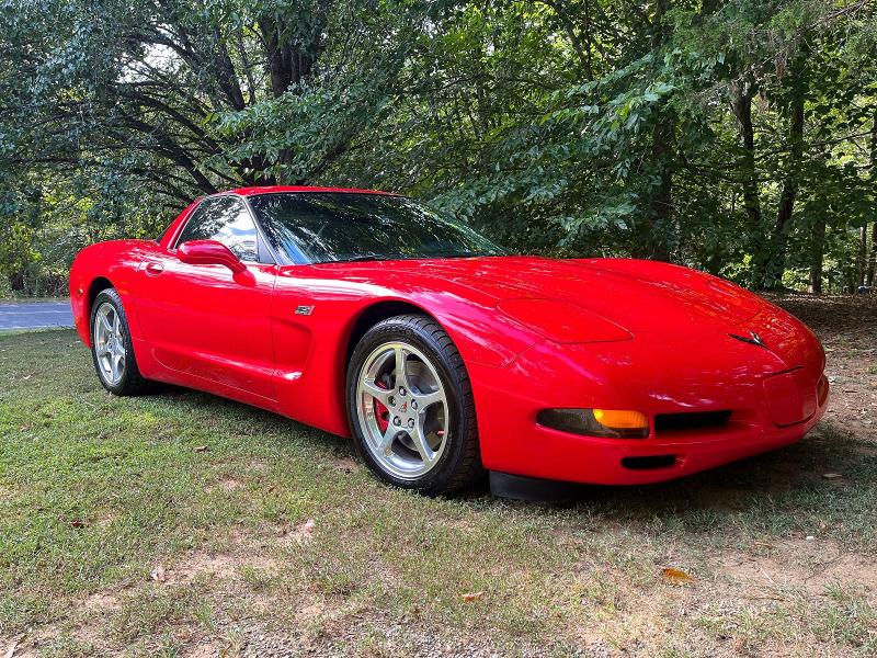 68872146 :رقم المزاد ، 1G1YY22G4Y5124362 vin ، 2000 Chevrolet Corvette مزاد بيع