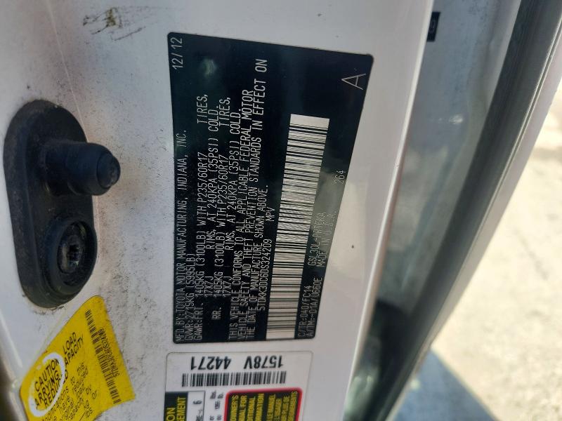 69572346 :رقم المزاد ، 5TDKK3DC6DS324209 vin ، 2013 Toyota Sienna مزاد بيع