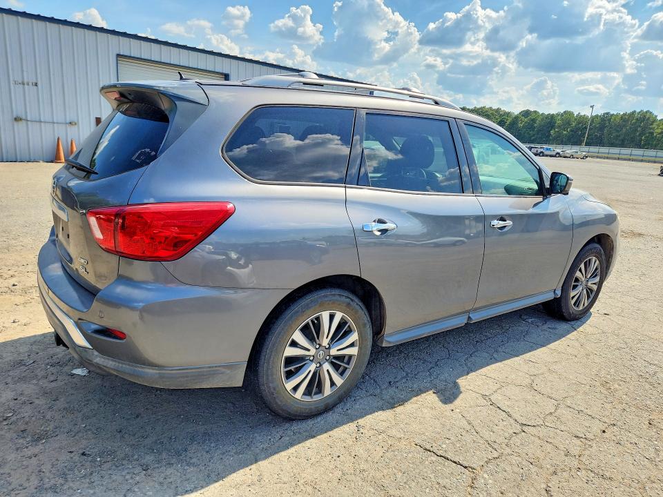 Продаж на аукціоні авто 2017 Nissan Pathfinder, vin: 5N1DR2MM5HC650707, номер лоту: 69068076