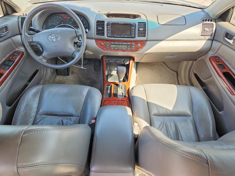68899716 :رقم المزاد ، 4T1BF30KX4U576814 vin ، 2004 Toyota Camry مزاد بيع
