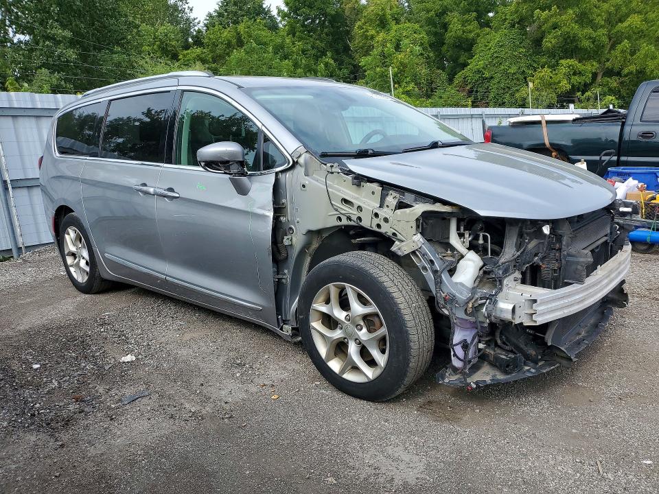 Продаж на аукціоні авто 2018 Chrysler Pacifica, vin: 2C4RC1EG5JR268835, номер лоту: 69308516
