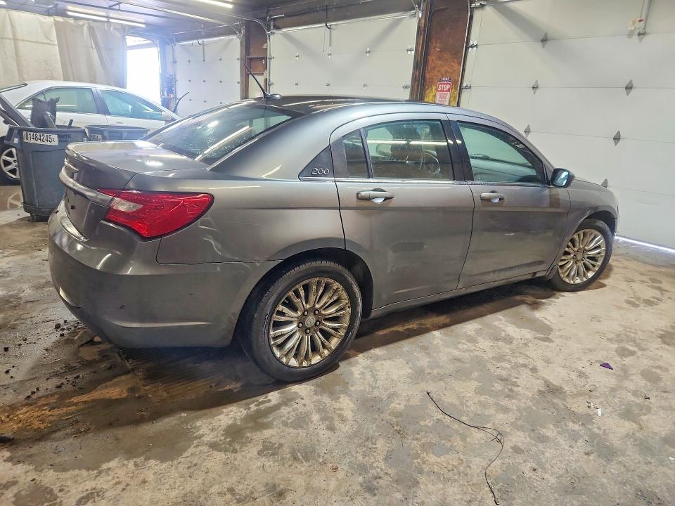 Продаж на аукціоні авто 2012 Chrysler 200, vin: 1C3CCBAB2CN154379, номер лоту: 69172046