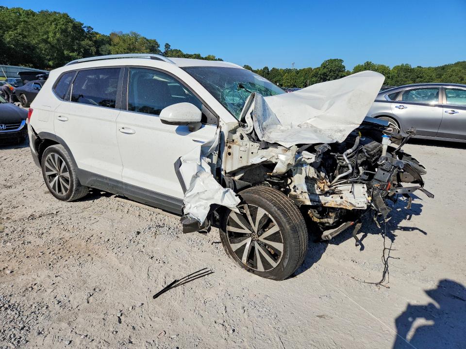 2022 Volkswagen Taos მანქანა იყიდება აუქციონზე, vin: 3VVRX7B26NM009317, აუქციონის ნომერი: 69158086