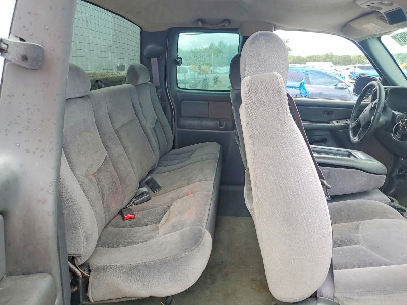 69161896 :رقم المزاد ، 1GTHC29U04E138271 vin ، 2004 Gmc Sierra مزاد بيع