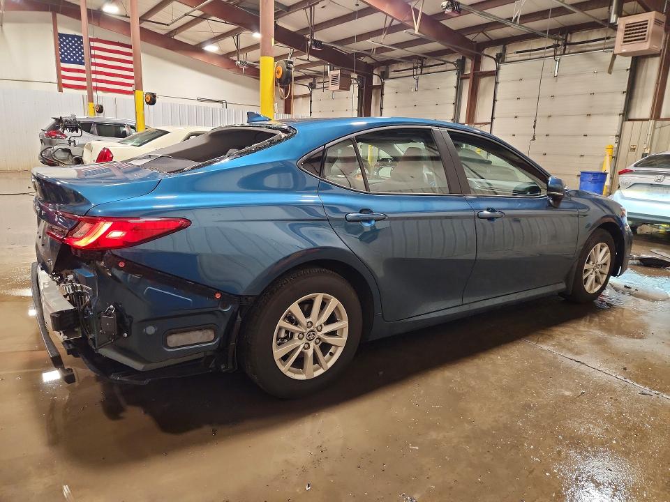 70674166 :رقم المزاد ، 4T1DAACK0TU900407 vin ، 2026 Toyota Camry مزاد بيع