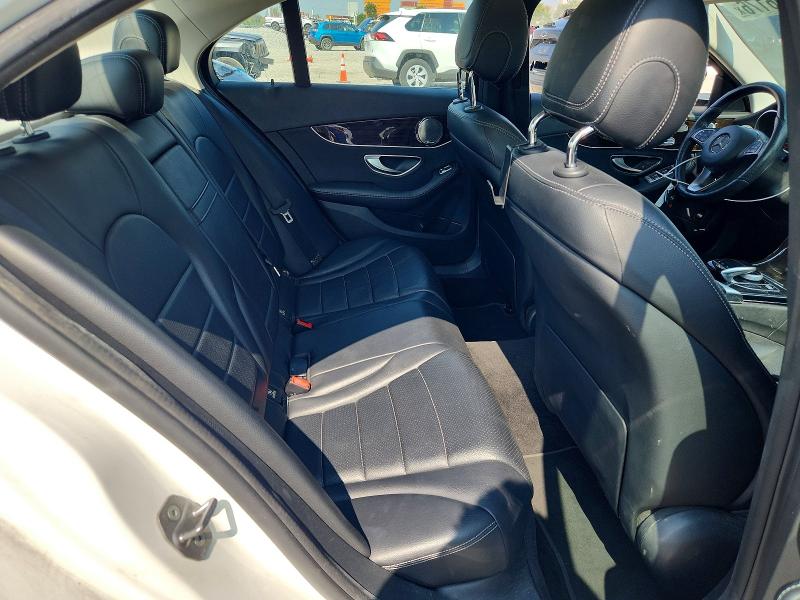 68396176 :رقم المزاد ، 55SWF4KB0GU175907 vin ، 2016 Mercedes-benz C مزاد بيع