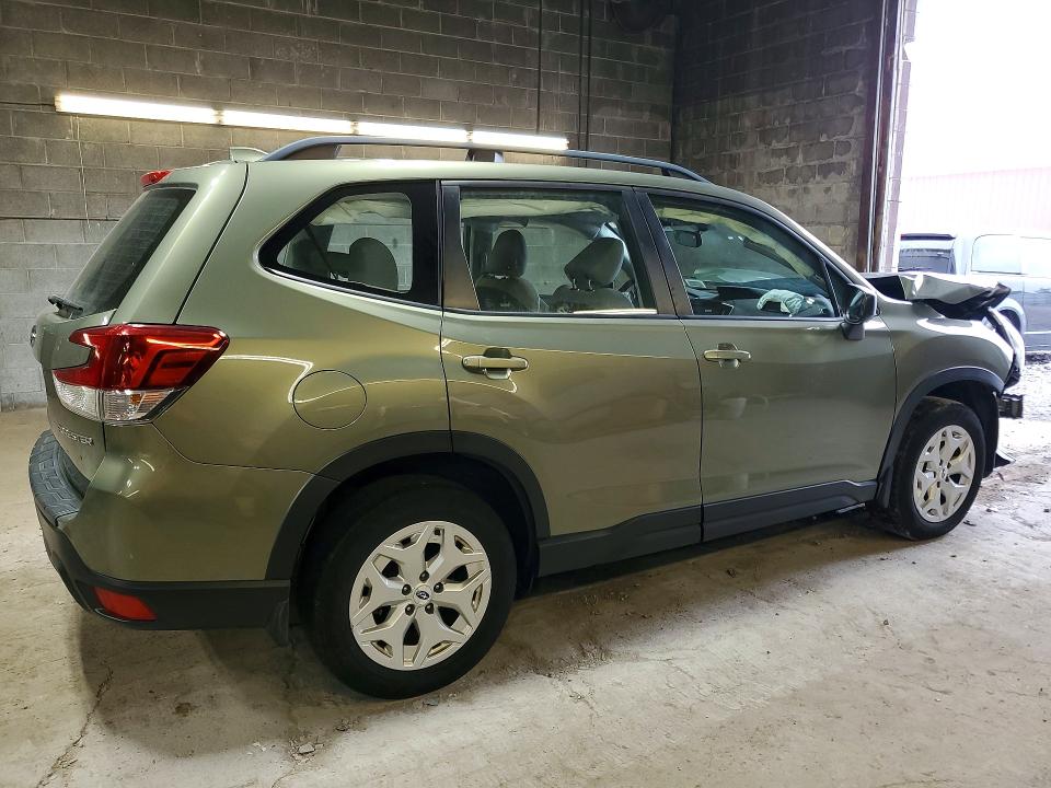 70362716 :رقم المزاد ، JF2SKACC9KH549460 vin ، 2019 Subaru Forester مزاد بيع