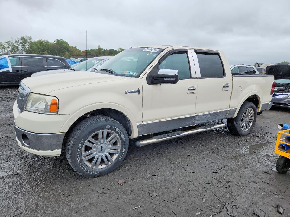 2007 Lincoln Mark Lt მანქანა იყიდება აუქციონზე, vin: 5LTPW18567FJ11661, აუქციონის ნომერი: 69904576