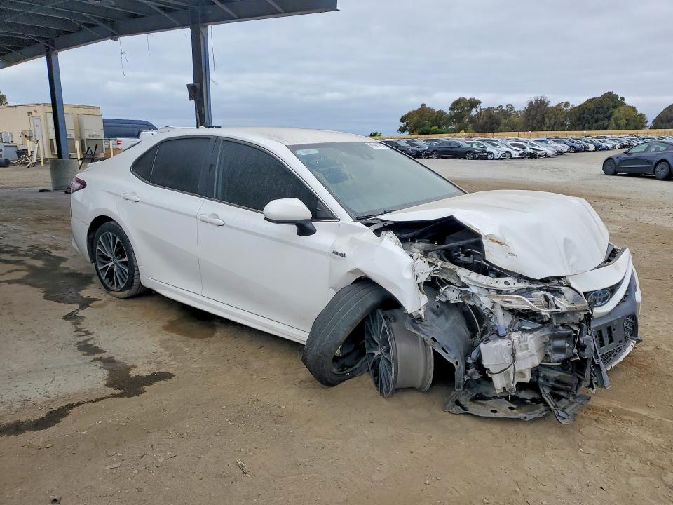 Продажа на аукционе авто 2019 Toyota Camry Hybrid, vin: 4T1B21HK0KU517045, номер лота: 69981616