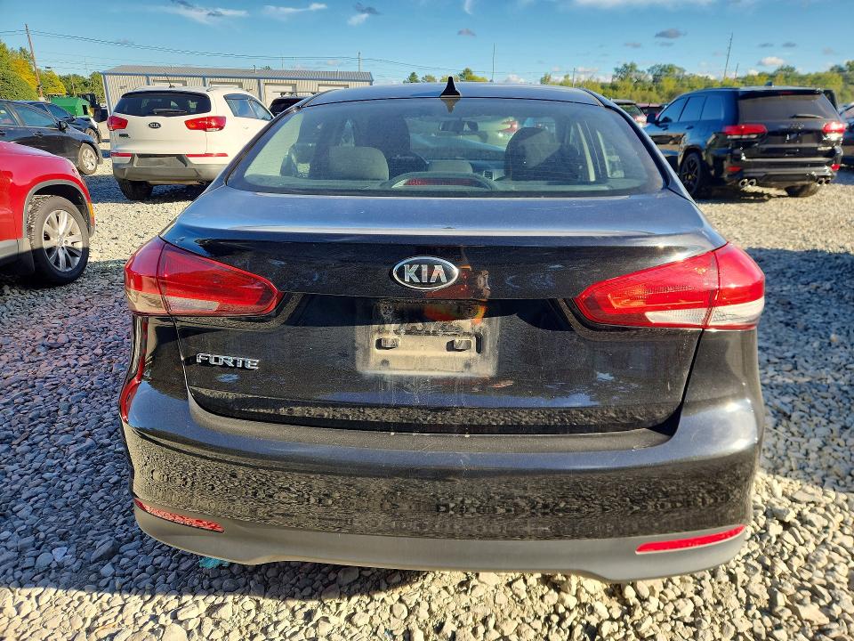 Продажа на аукционе авто 2017 Kia Forte, vin: 3KPFK4A79HE135648, номер лота: 70257876