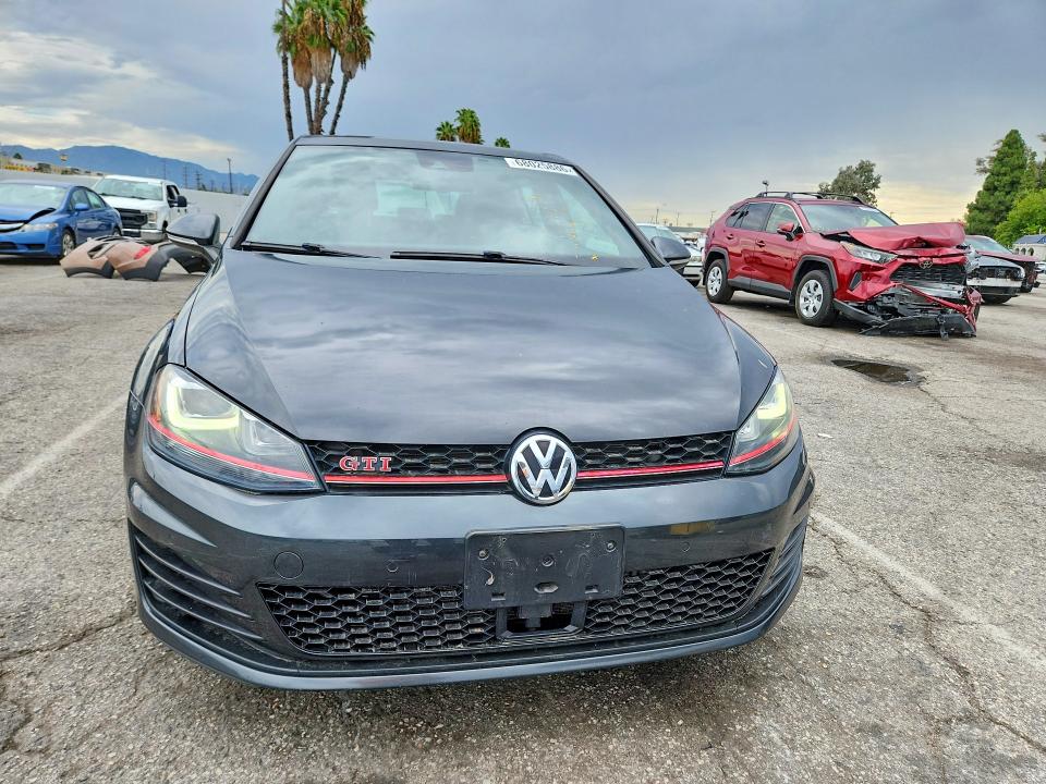 68025886 :رقم المزاد ، 3VW447AU3GM044675 vin ، 2016 Volkswagen Gti مزاد بيع