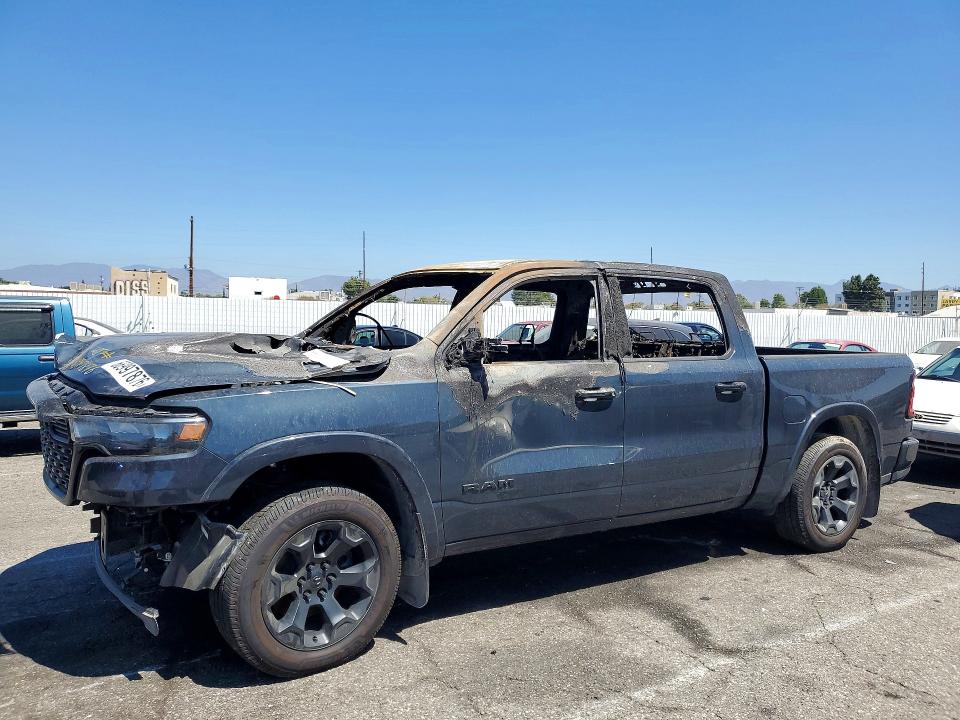 Продажа на аукционе авто 2025 Ram 1500, vin: 1C6SRFFPXSN758902, номер лота: 66997876