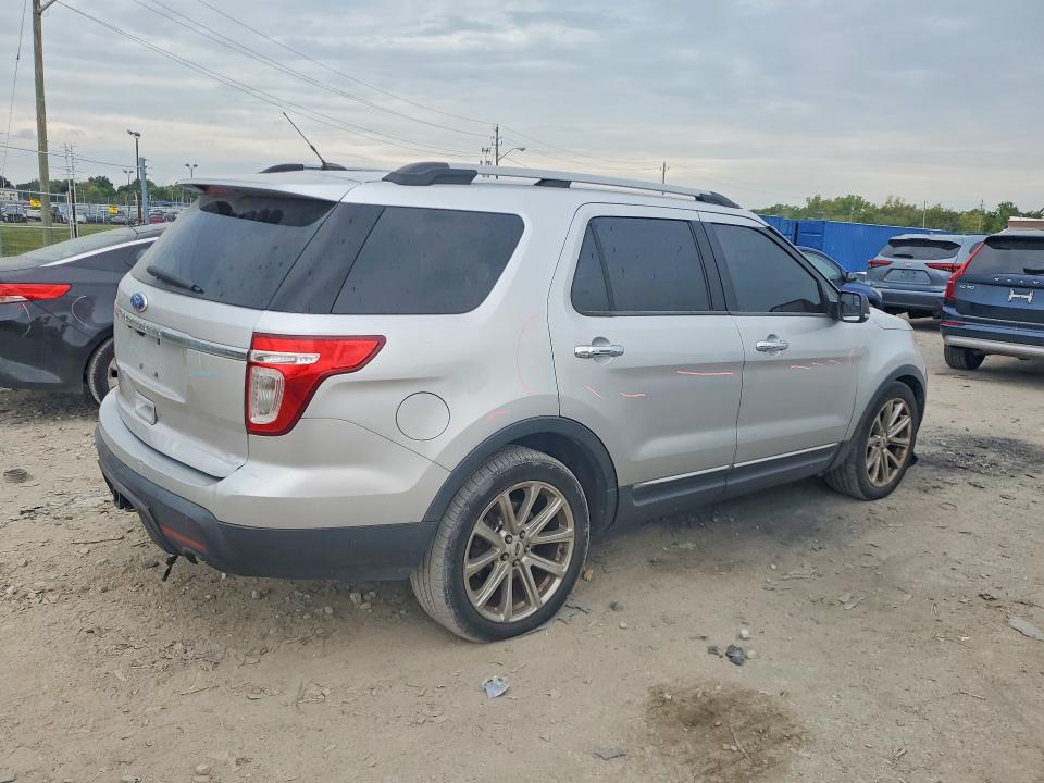 68202006 :رقم المزاد ، 1FMHK7D87BGA48817 vin ، 2011 Ford Explorer مزاد بيع