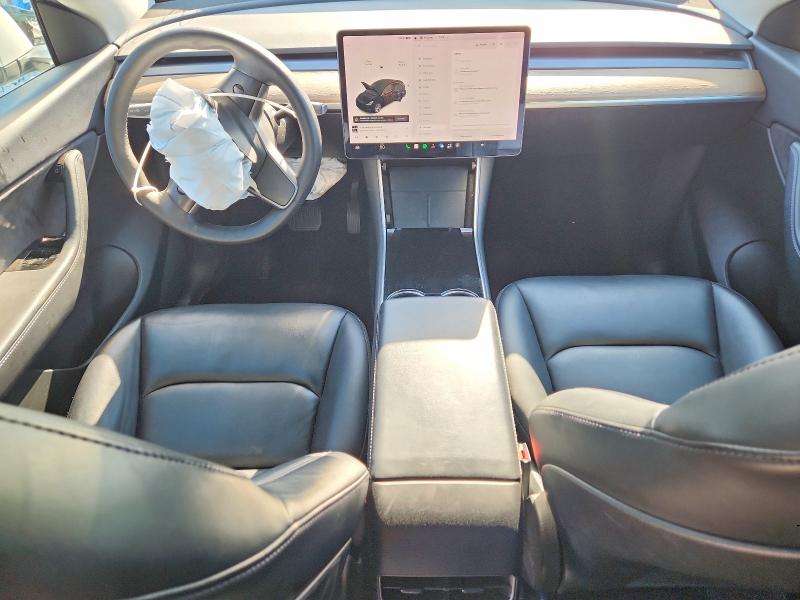 67876816 :رقم المزاد ، 5YJYGDEE7MF106267 vin ، 2021 Tesla Model Y مزاد بيع