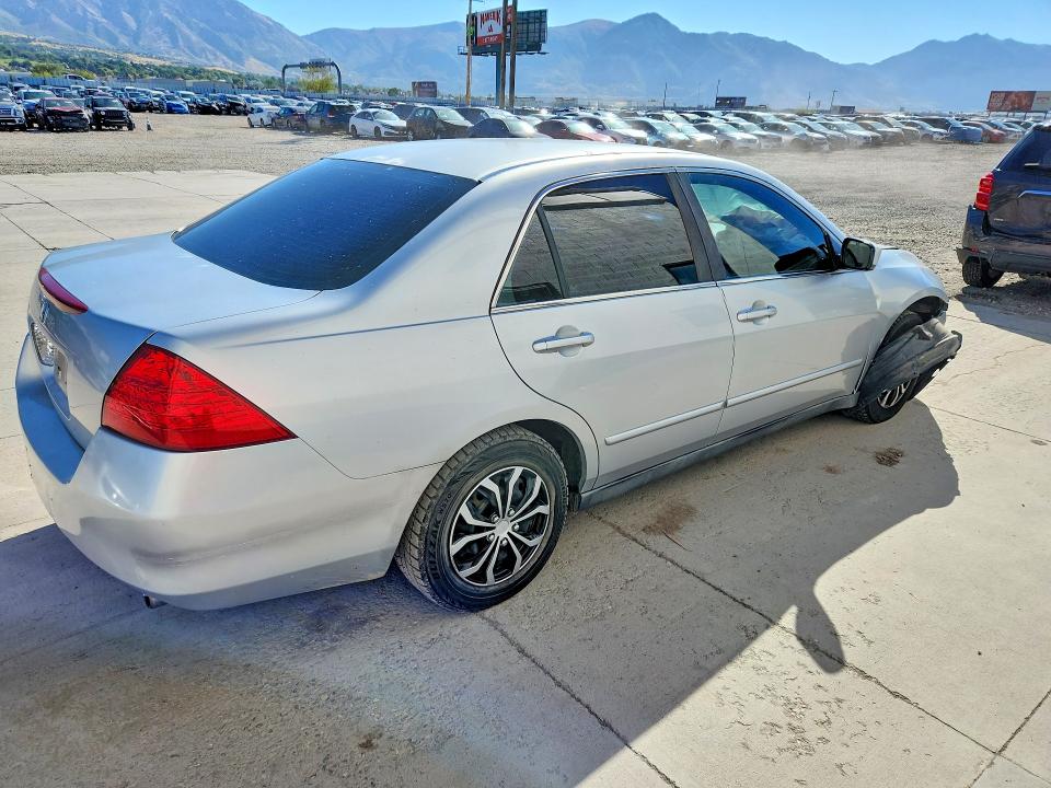 Продажа на аукционе авто 2007 Honda Accord, vin: 1HGCM56477A225899, номер лота: 69996876