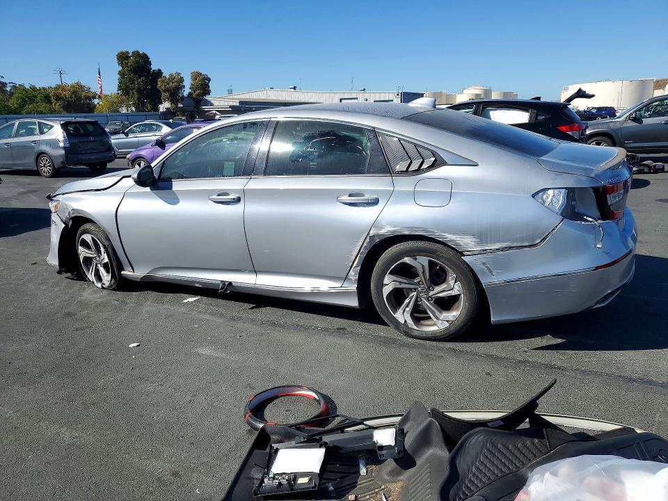 2018 Honda Accord მანქანა იყიდება აუქციონზე, vin: 1HGCV1F55JA008616, აუქციონის ნომერი: 70676026
