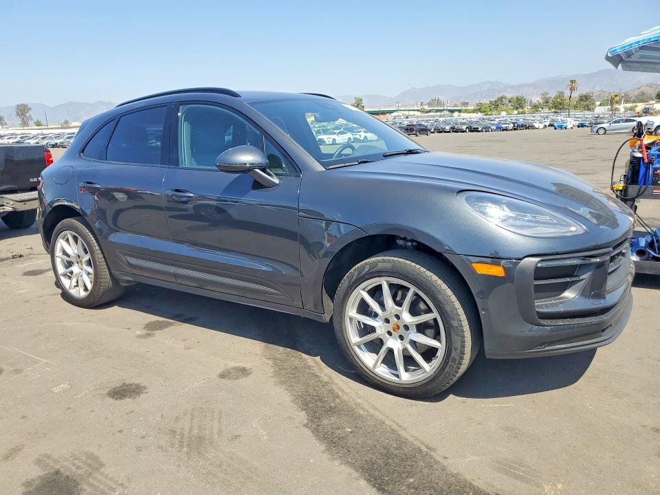 Продажа на аукционе авто 2024 Porsche Macan, vin: WP1AA2A50RLB19930, номер лота: 69611046