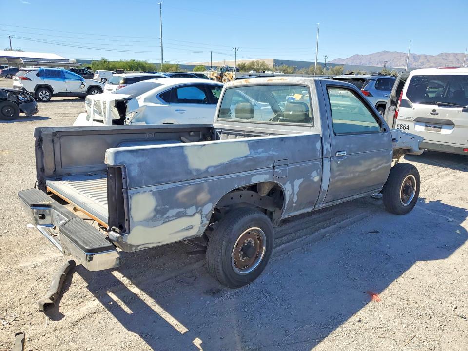 67696056 :رقم المزاد ، 1N6SD11S1NC338755 vin ، 1992 Nissan Truck مزاد بيع