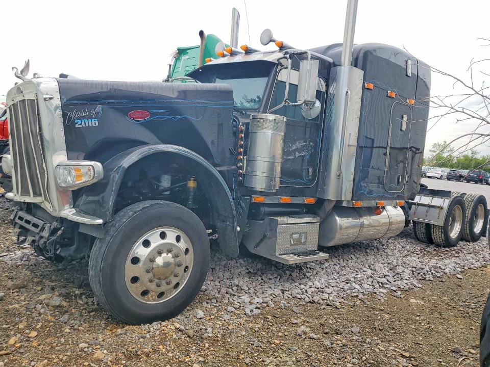 Продажа на аукционе авто 2011 Peterbilt 389, vin: 1XPXD49X4BD127998, номер лота: 68088176