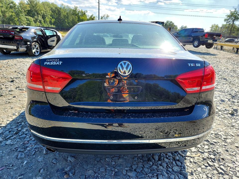 68645636 :رقم المزاد ، 1VWBT7A3XFC122838 vin ، 2015 Volkswagen Passat مزاد بيع