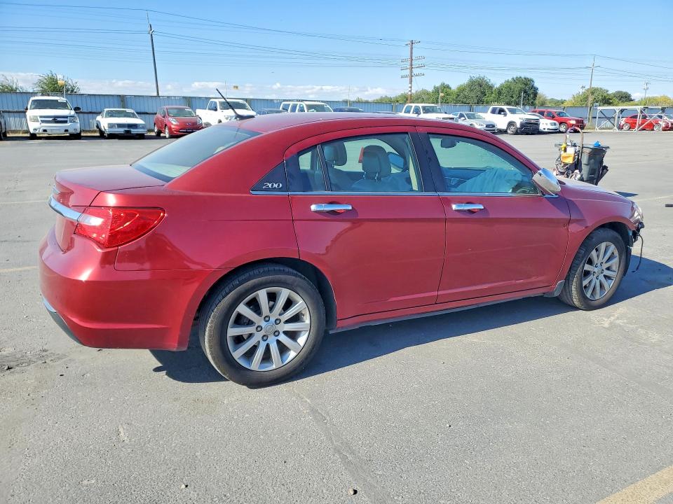 68661246 :رقم المزاد ، 1C3CCBCG2DN503762 vin ، 2016 Chrysler 200 مزاد بيع