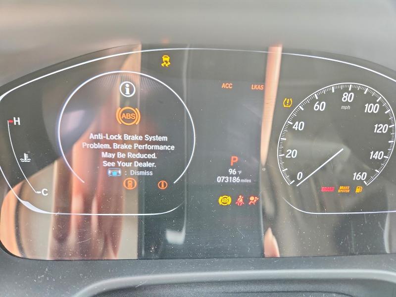 68513356 :رقم المزاد ، 1HGCV2F90JA048076 vin ، 2018 Honda Accord مزاد بيع